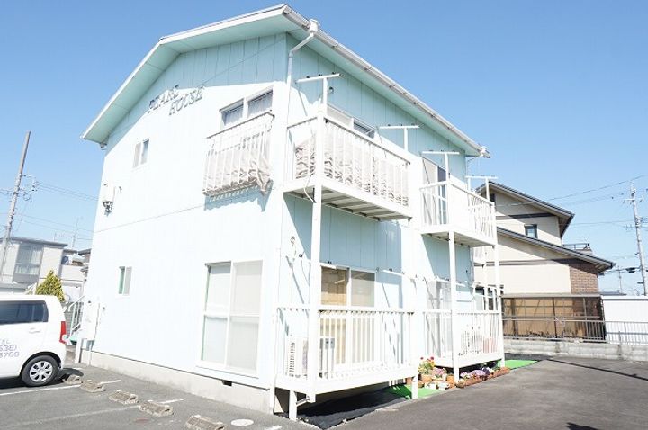 パールハウス203の外観