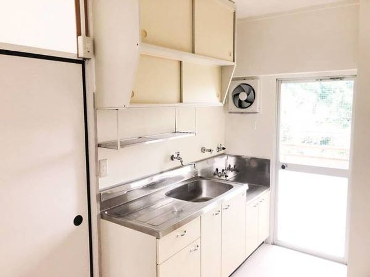 ビレッジハウス国本3号棟0506のキッチン