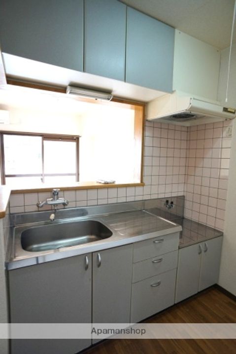 静岡県浜松市中央区半田山5丁目の賃貸マンションのキッチン