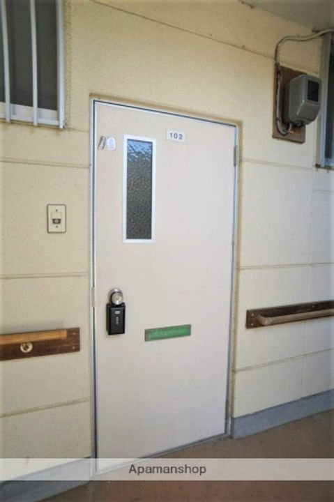 ツジハイツの外観