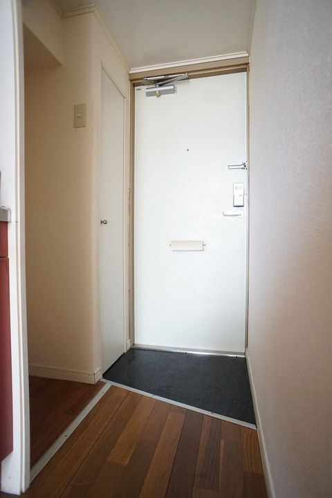 中泉ロジュマンの玄関