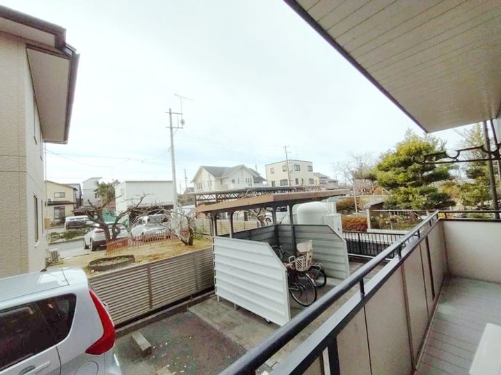 二瀬川ノーバ B102の内装