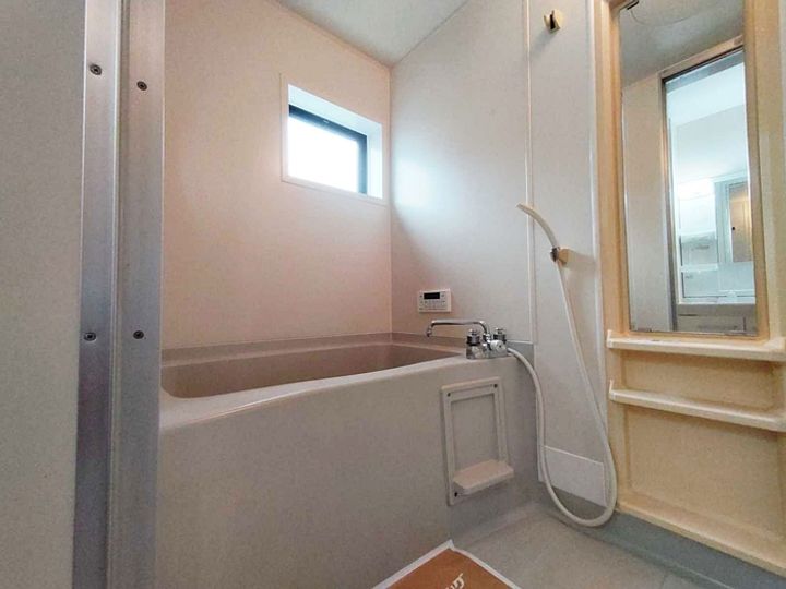 二瀬川ノーバ B102の風呂