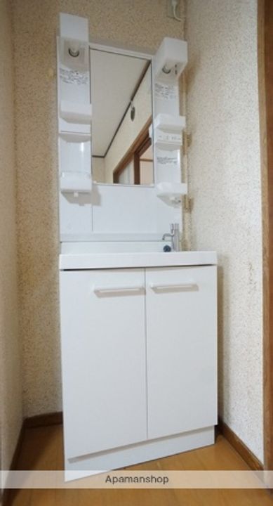 サンパークハイツII107の内装