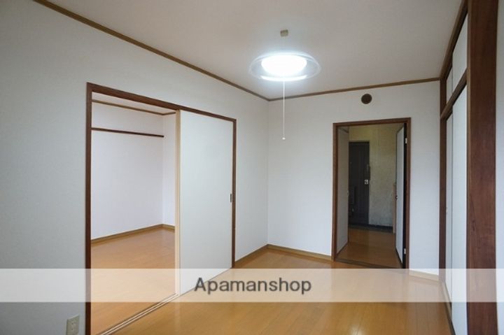 サンパークハイツII107の内装