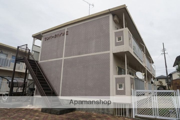 サンパークハイツII107の外観