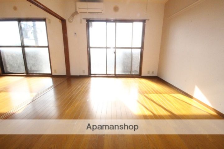 マンション銀河の居間