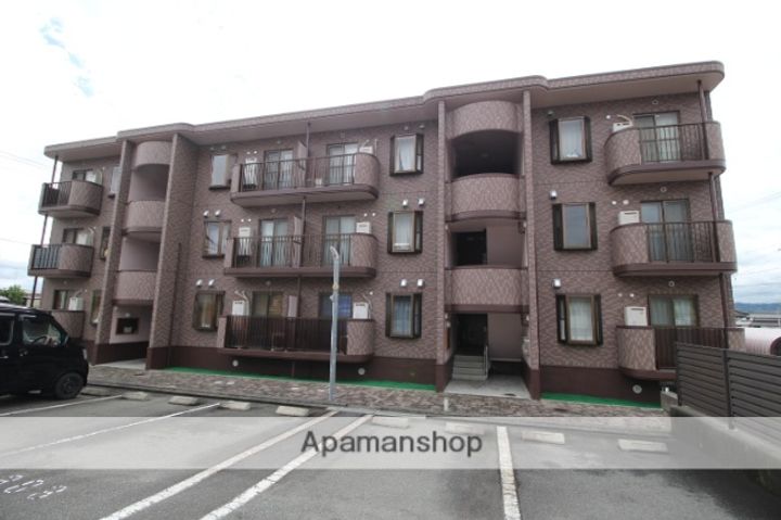 マンション銀河の外観