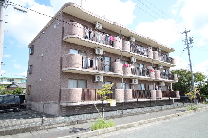 マンション南斗の外観