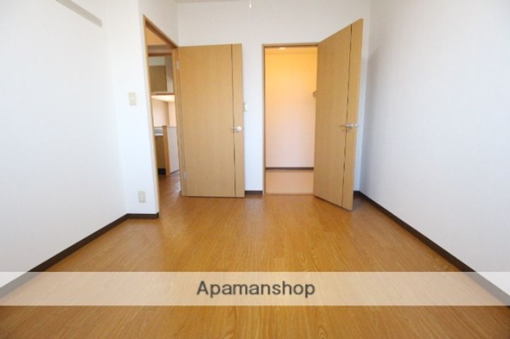 ラディアント305の内装