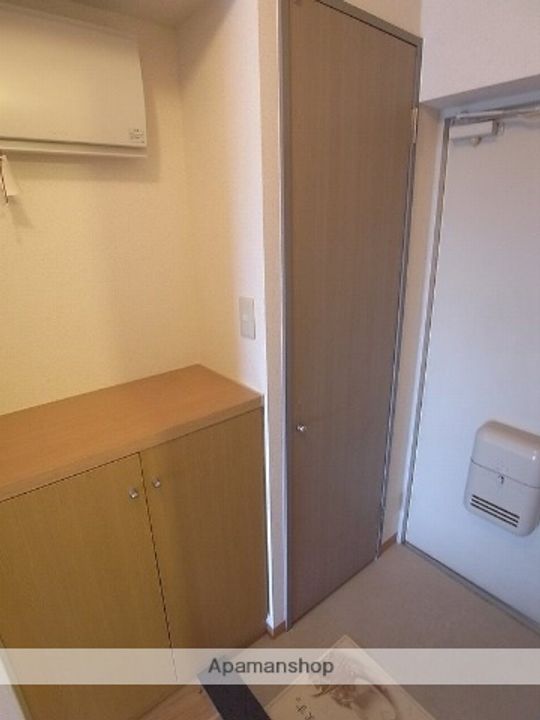 ソレアード303の玄関