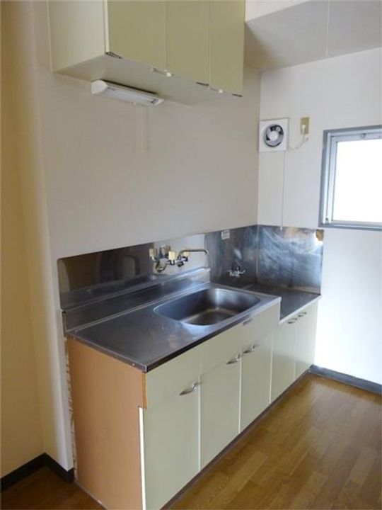 グリーンベルのキッチン