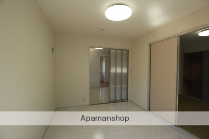 オーシャンヒルズE202の内装