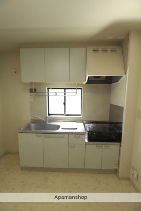 オーシャンヒルズE202のキッチン