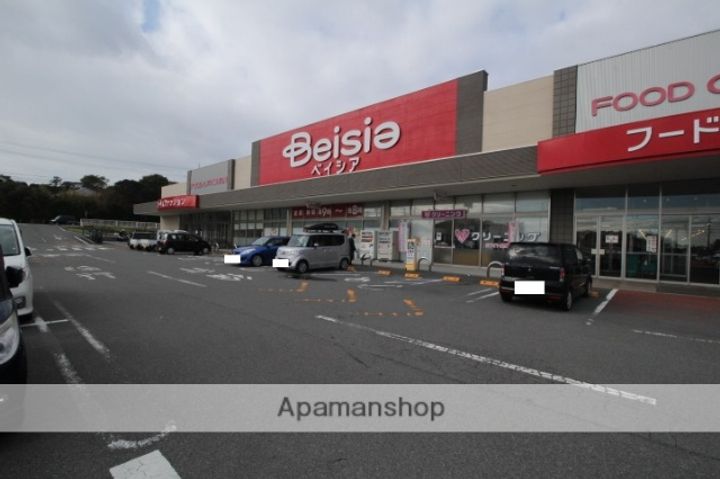 ひかりE101の周辺