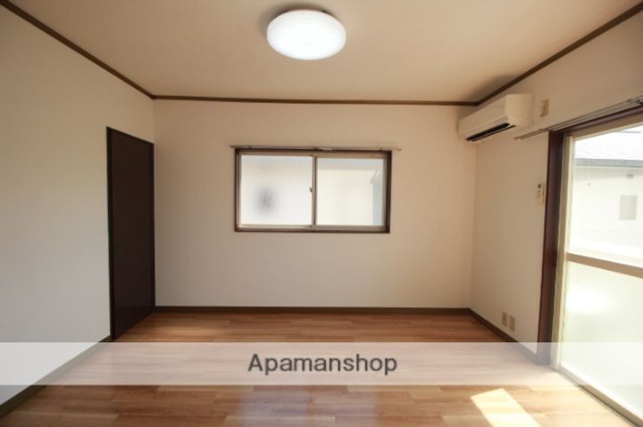 オネスティー203の内装