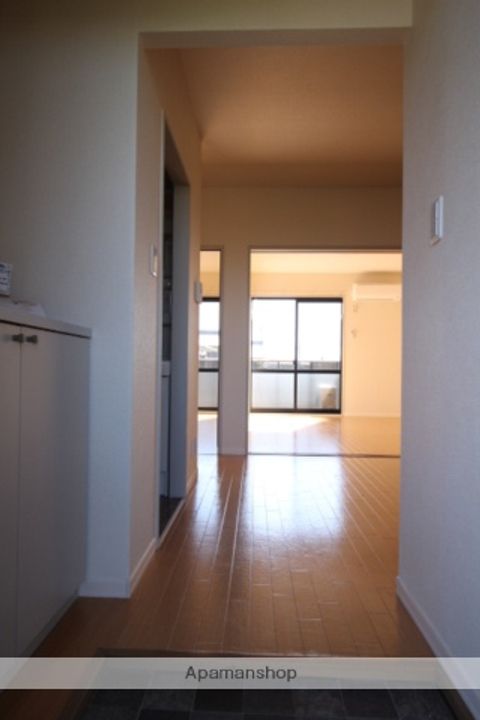 モダンタイムスAの内装