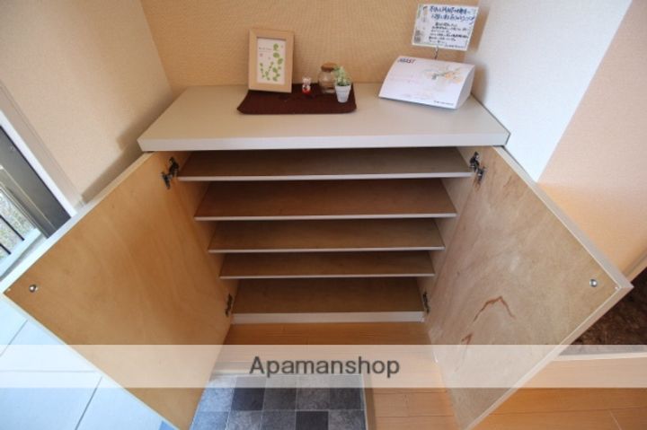 モダンタイムスAの内装