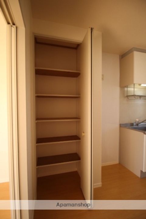 モダンタイムスAの内装