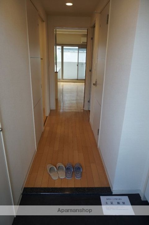 愛知県名古屋市千種区山添町2丁目の賃貸マンションの玄関