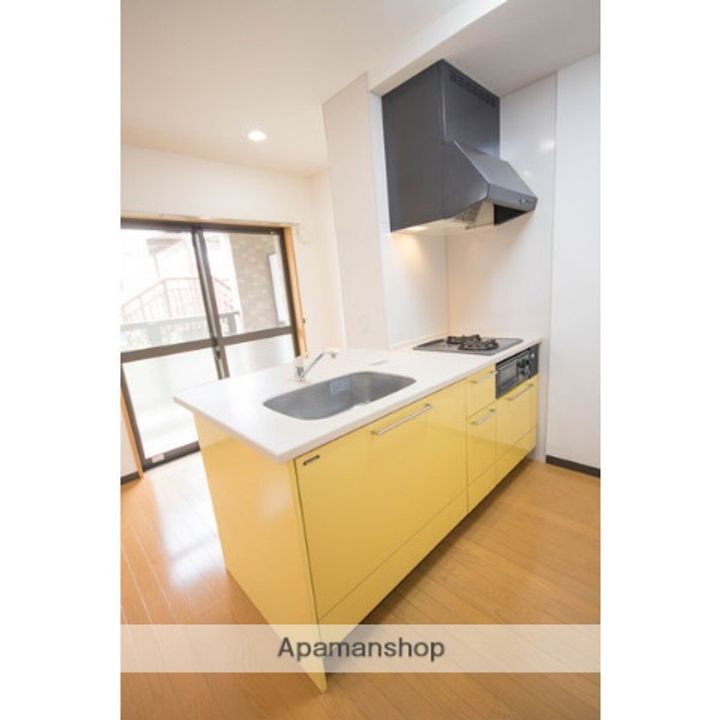 ホリーステージ城山のキッチン