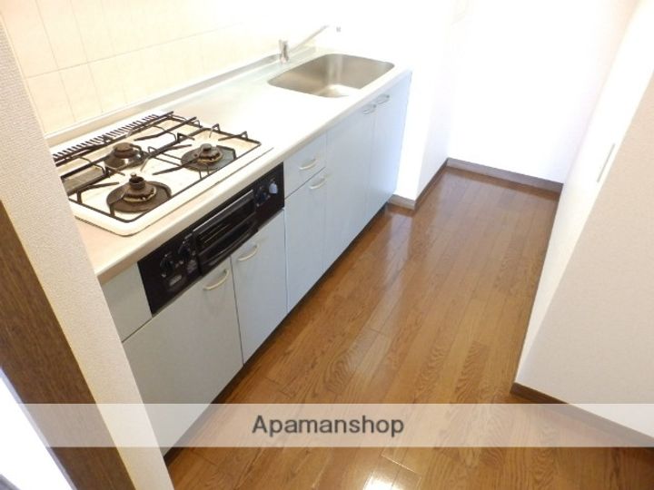 愛知県名古屋市千種区向陽町3丁目の賃貸マンションのキッチン