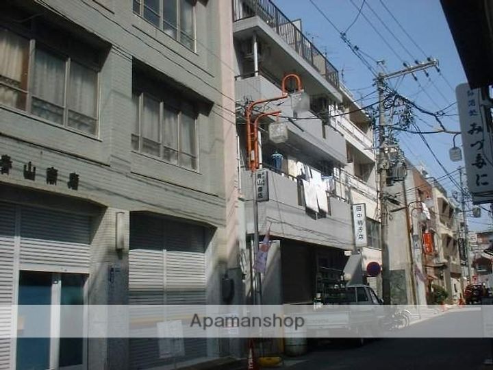 第二田中ビルの外観