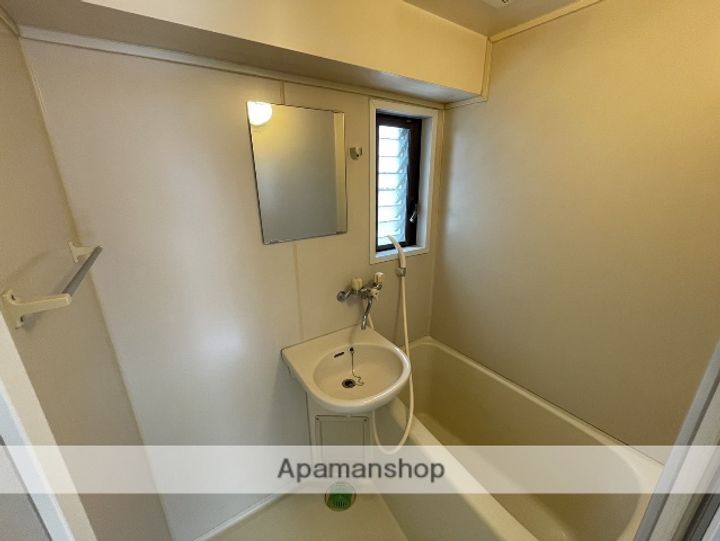 第二田中ビルの風呂