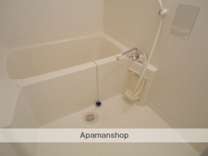 グリム覚王山の風呂