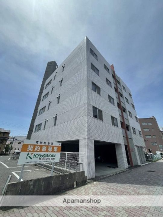 デリカ末盛の外観