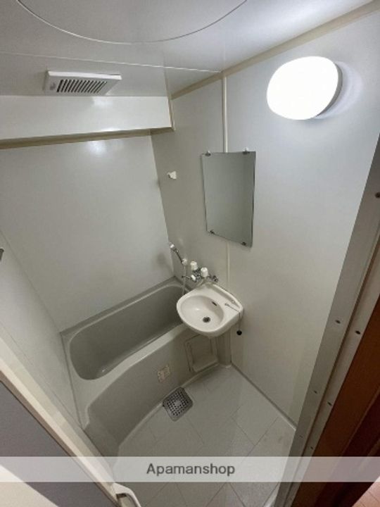 ヒルトップパレスの風呂