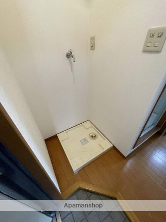 ヒルトップパレスの玄関