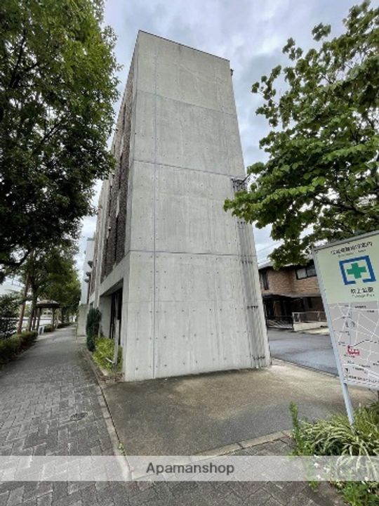 ヒルトップパレスの外観