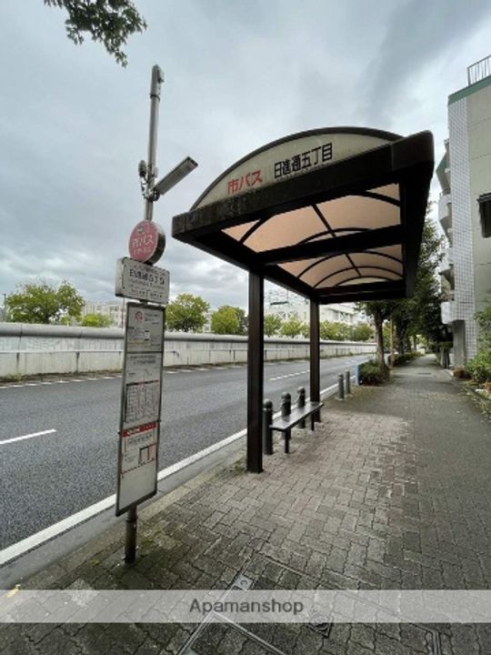 ヒルトップパレスの周辺