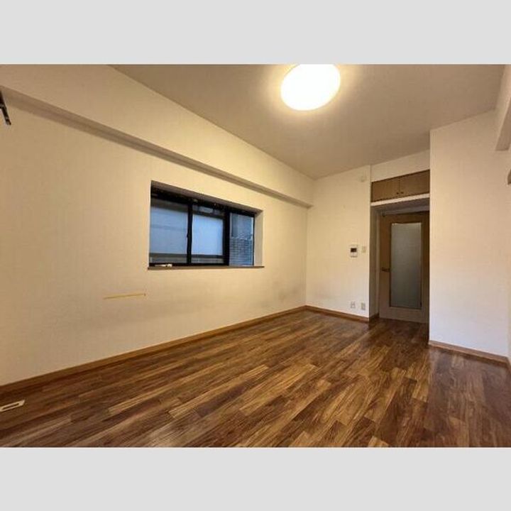 置地マンション201の居間