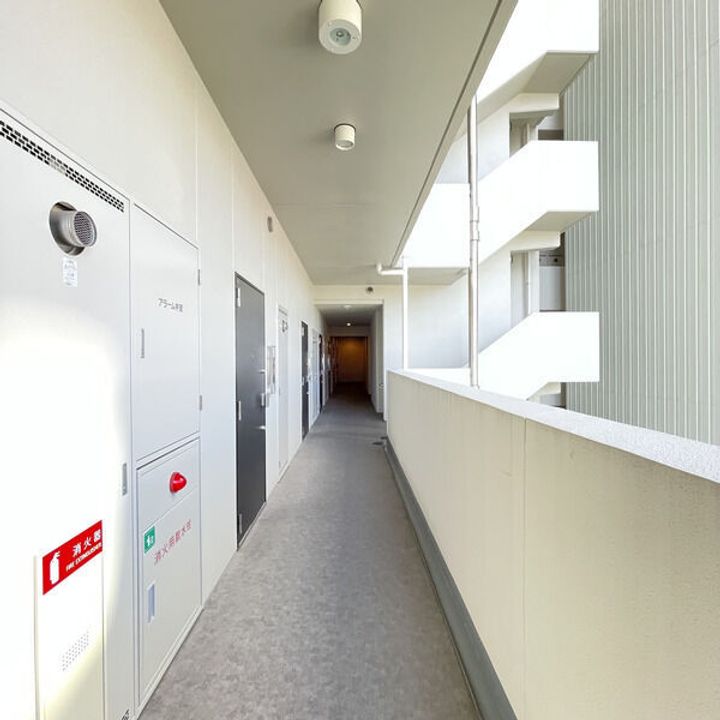 愛知県名古屋市東区泉3丁目の賃貸マンションの外観