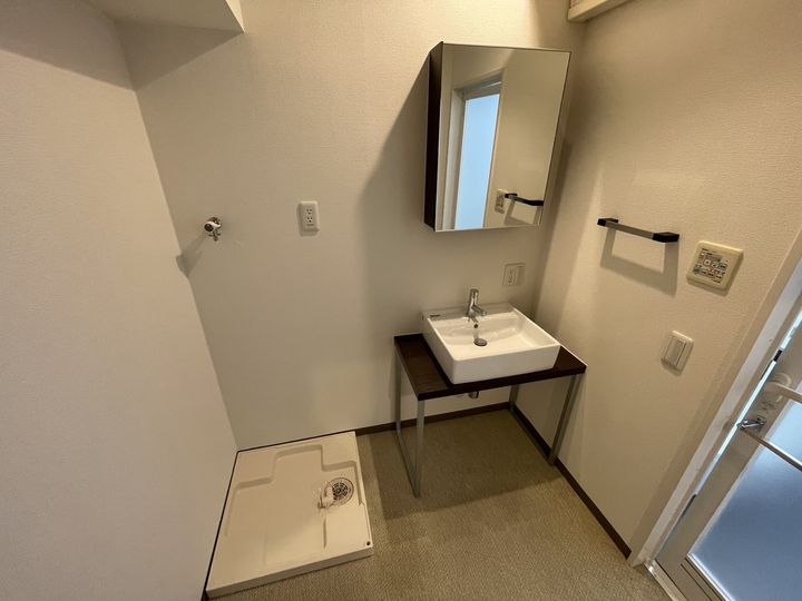 エルミタージュ新栄の内装