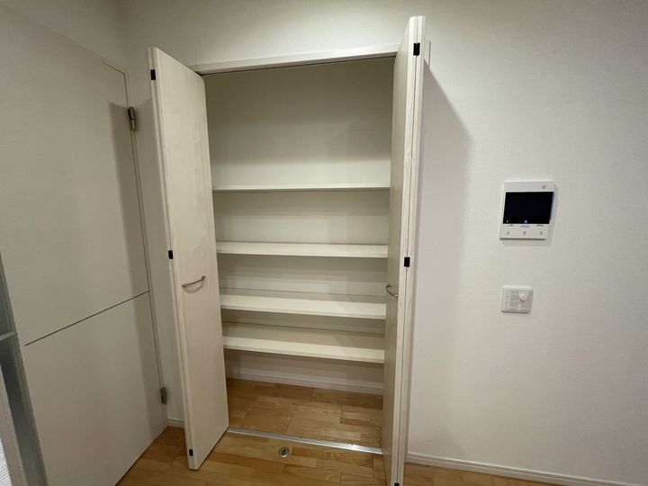 エルミタージュ新栄の内装