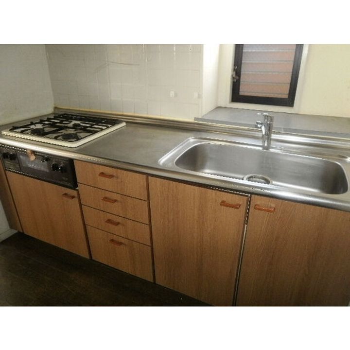 ローズガーデン楠元のキッチン