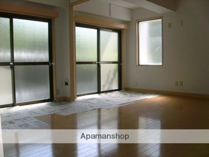 コーポ本山の居間