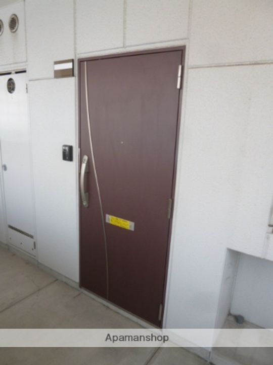 ラ・フォンテカーラの玄関