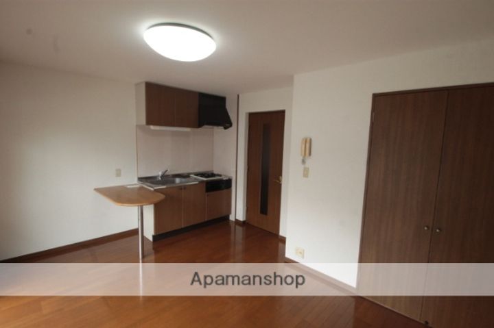 エクセル畑江の居間