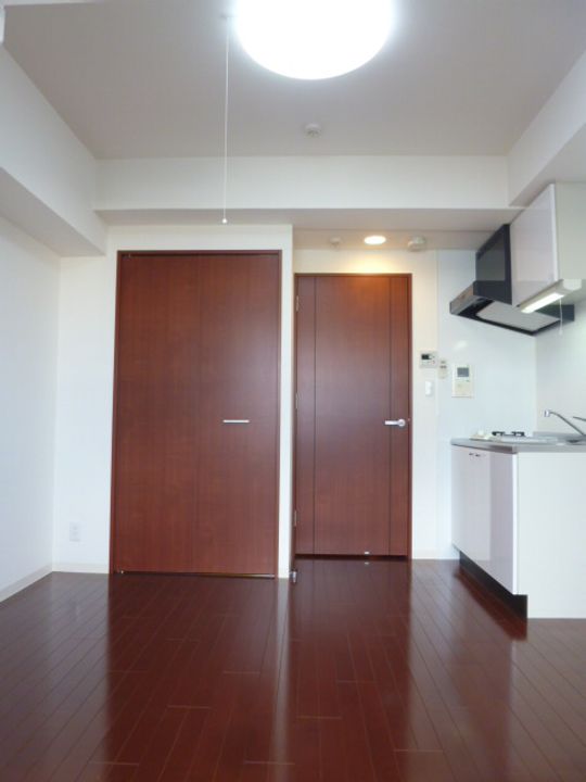 ベレーサ築地口ステーションタワーの居間