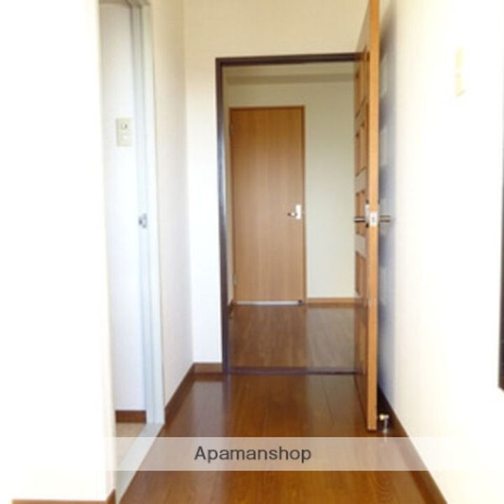 アネックス高畑の玄関
