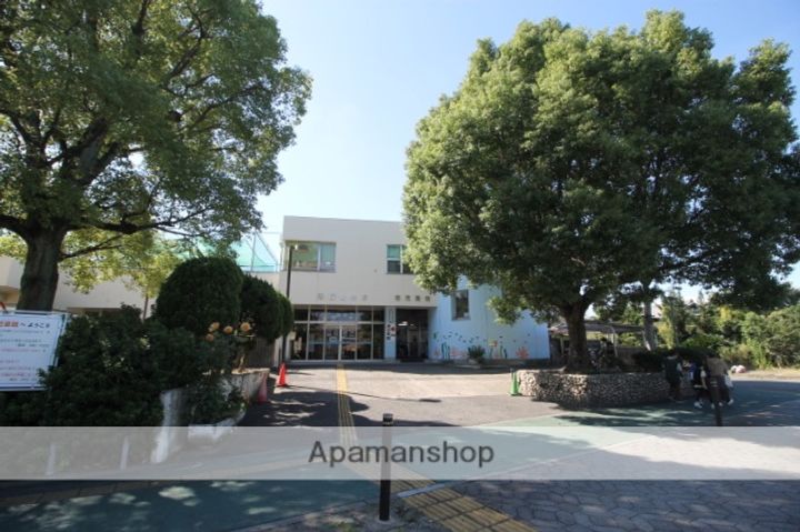 シェソワ21の周辺