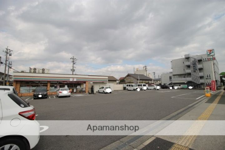 シェソワ21の周辺