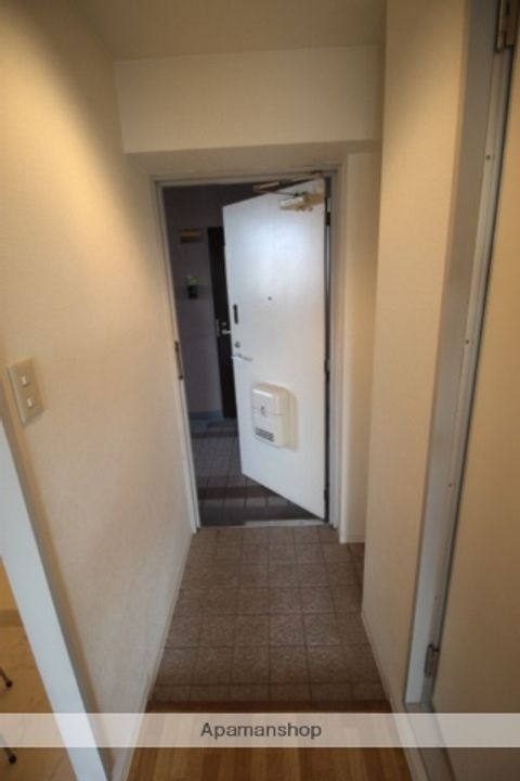 アビタシオン山田の玄関