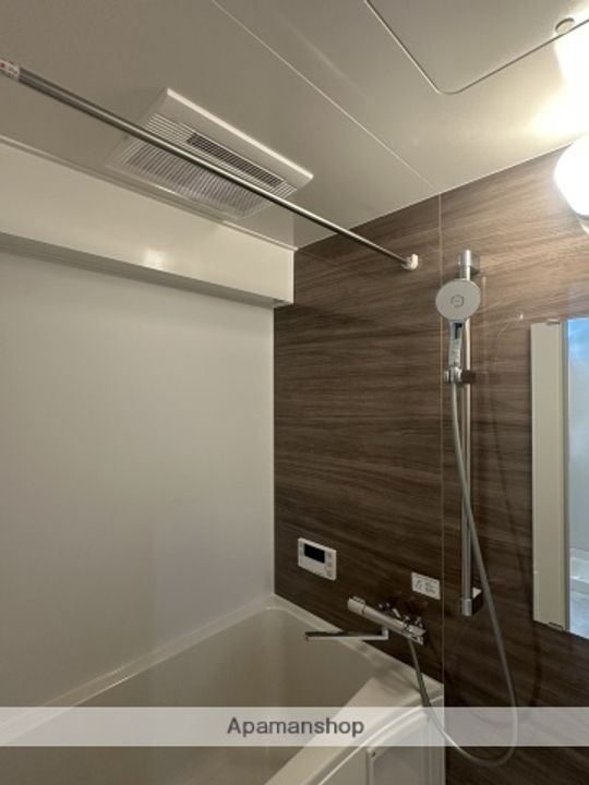 エンポリアム関の風呂