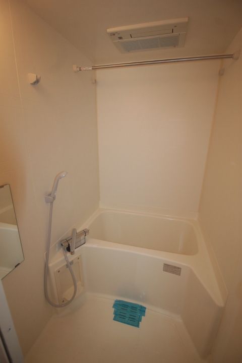 リヴィエール新の風呂