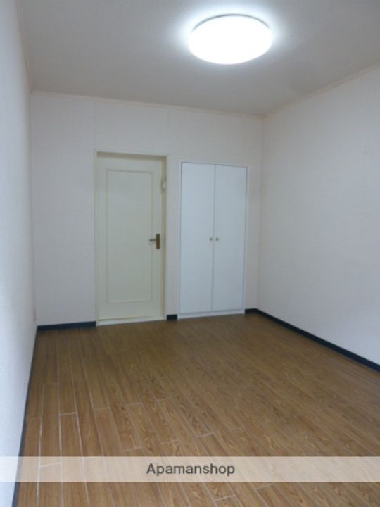 シングルステージの内装